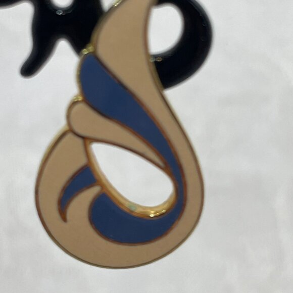 Enameled 80's Cream Blue Swirl Pattern Post Earrings - Picture 3 of 4